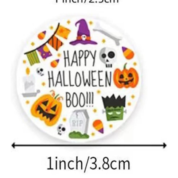 500CT 1Inch Halloween Sticker Roll ~Host pick~ - Picture 2 of 2